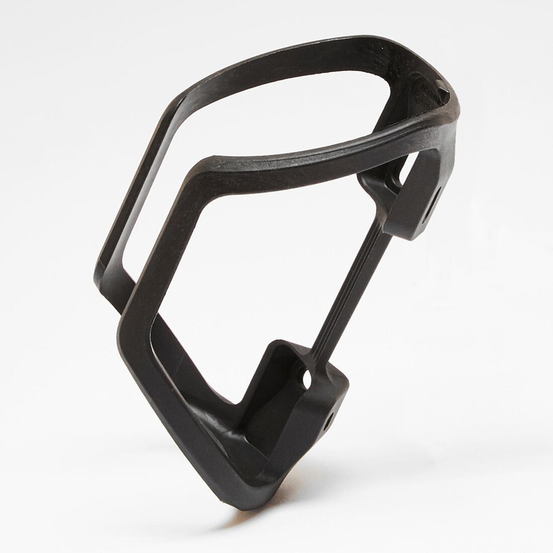 Frame-mounted bottle cage with side opening for a 380ml bottle.